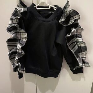 Chic Black Kids Sweatshirt with Plaid Ruffled Sleeves